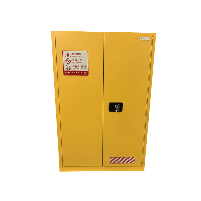 How does galvanized steel improve the corrosion and rust resistance of chemical storage cabinets?